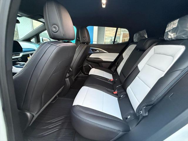 2026 Chevrolet Equinox LT2 w/PDE