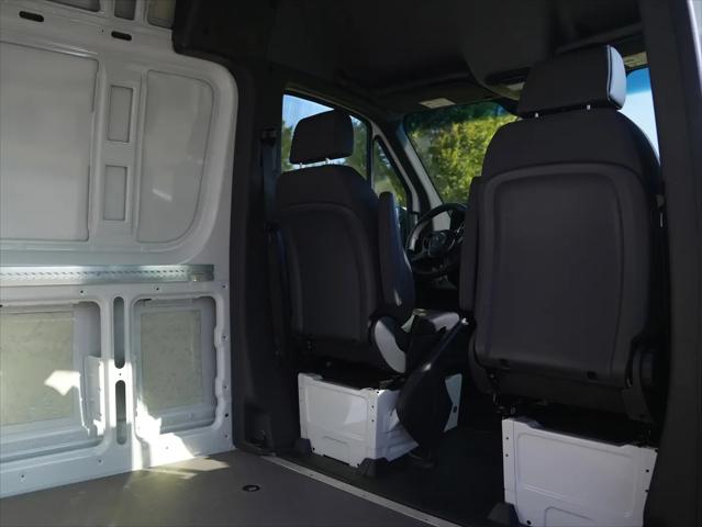 2025 Mercedes-Benz Sprinter 2500 Standard Roof 4-Cyl Diesel HO