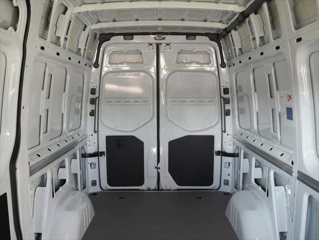 2025 Mercedes-Benz Sprinter 2500 Standard Roof 4-Cyl Diesel HO