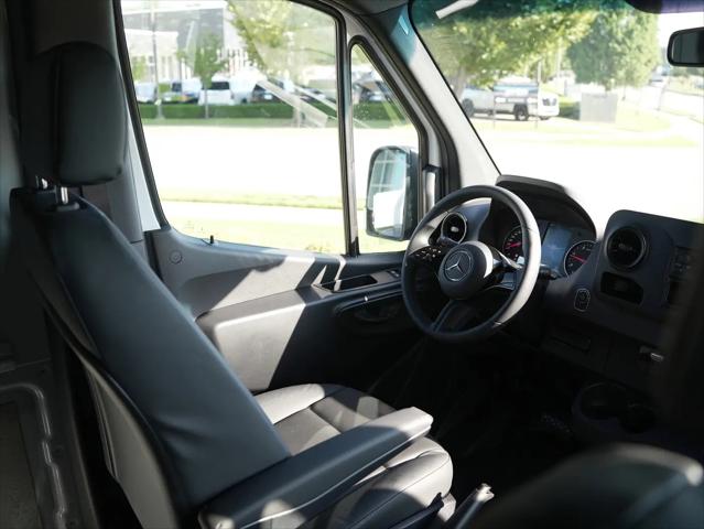 2025 Mercedes-Benz Sprinter 2500 Standard Roof 4-Cyl Diesel HO
