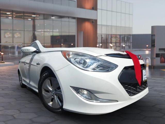 2015 Hyundai Sonata Hybrid Base for sale in Columbus, OH