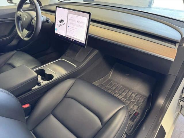 2021 Tesla Model 3 Standard Range Plus Rear-Wheel Drive