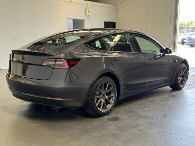 2022 Tesla Model 3 Rear-Wheel Drive