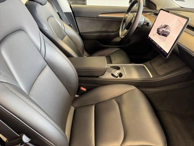 2022 Tesla Model 3 Rear-Wheel Drive