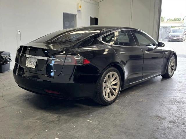2016 Tesla Model S 90D