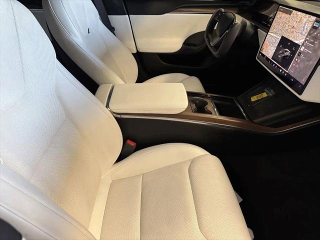 2022 Tesla Model S Dual Motor All-Wheel Drive