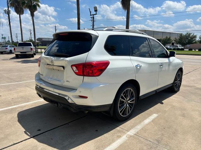 2018 Nissan Pathfinder SL