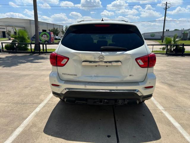 2018 Nissan Pathfinder SL