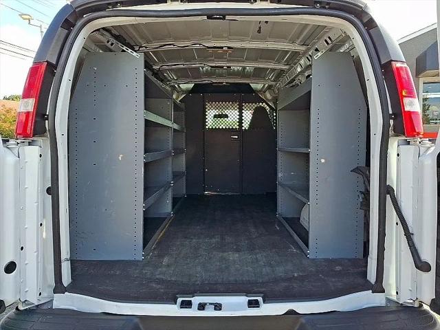 2021 Chevrolet Express Cargo Van RWD 2500 Regular Wheelbase WT