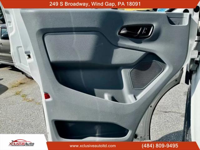 2017 Ford Transit w/Sliding Side Door w/LWB