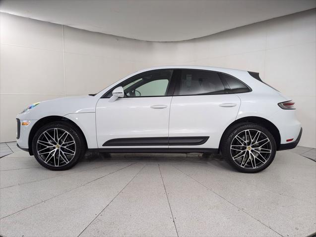 2026 Porsche Macan Unknown