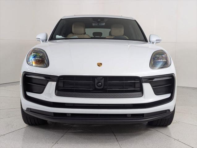 2026 Porsche Macan Unknown