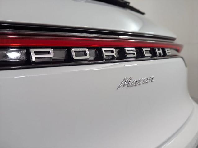 2026 Porsche Macan Unknown