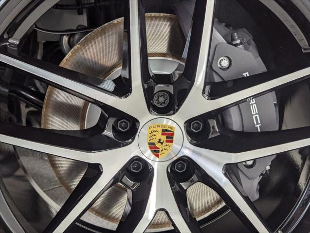 2026 Porsche Macan Unknown