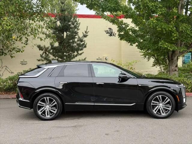 2024 Cadillac iQ Luxury w/1SC