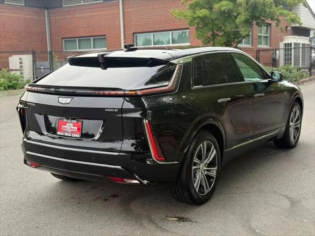 2024 Cadillac iQ Luxury w/1SC