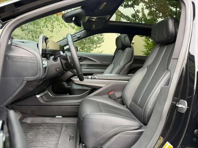 2024 Cadillac iQ Luxury w/1SC