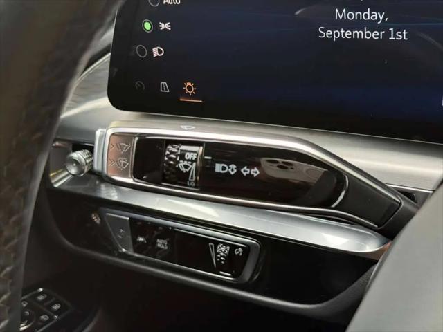 2024 Cadillac iQ Luxury w/1SC