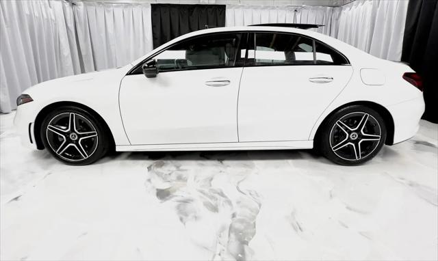 2022 Mercedes-Benz A 220 4MATIC