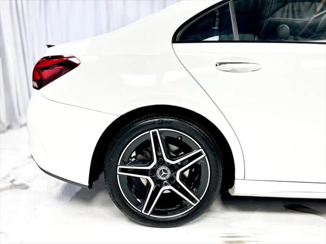 2022 Mercedes-Benz A 220 4MATIC