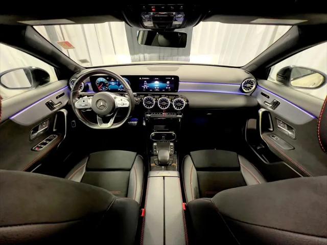 2022 Mercedes-Benz A 220 4MATIC