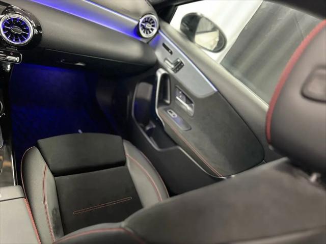 2022 Mercedes-Benz A 220 4MATIC