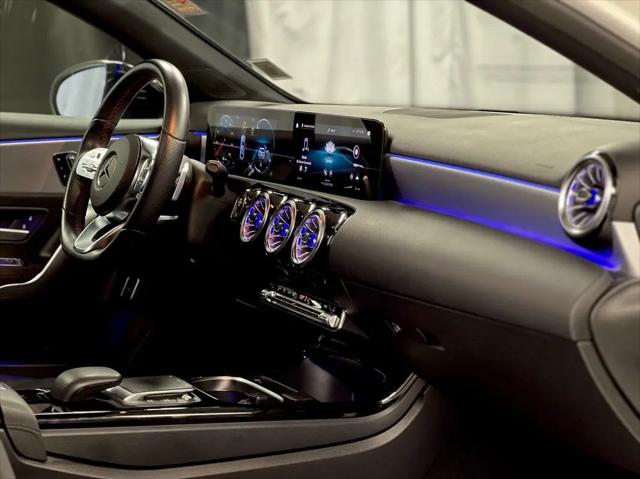 2022 Mercedes-Benz A 220 4MATIC