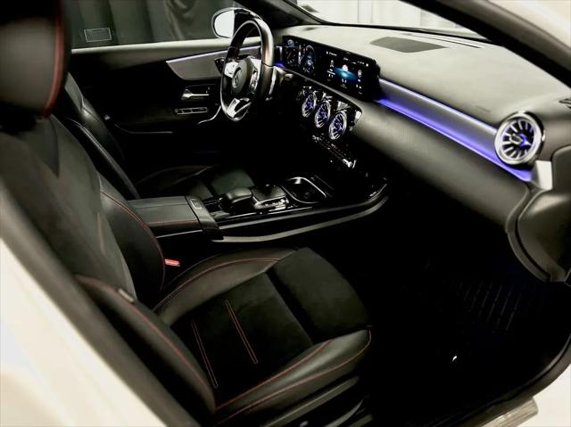 2022 Mercedes-Benz A 220 4MATIC