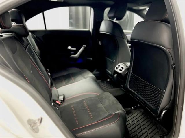2022 Mercedes-Benz A 220 4MATIC