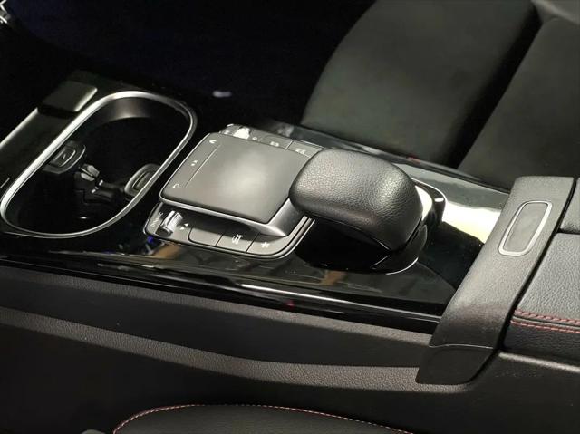 2022 Mercedes-Benz A 220 4MATIC