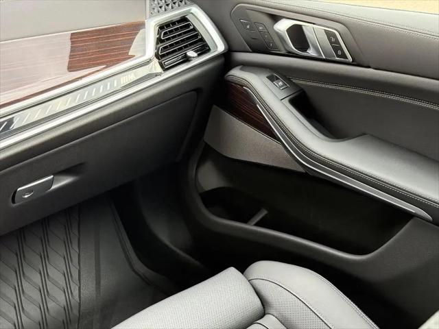 2026 BMW X7 M60i