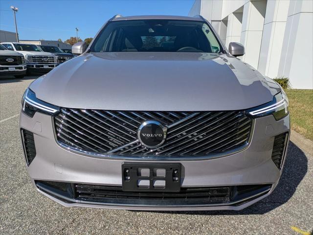 2026 Volvo XC90 Core, B5 AWD Gas (mild hybrid), Gasoline, Bright, 7 Seats