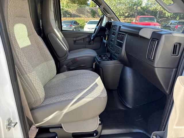2025 GMC Savana Cargo RWD 2500 Regular Wheelbase Work Van