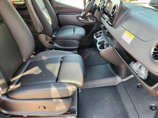 2025 Mercedes-Benz Sprinter 2500 Standard Roof 4-Cyl Diesel HO Select