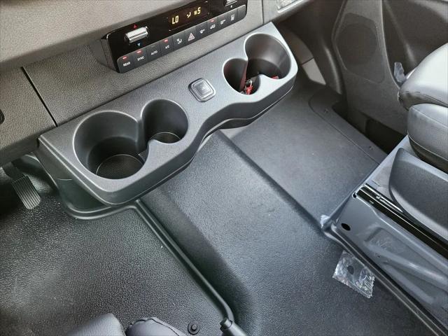 2025 Mercedes-Benz Sprinter 2500 Standard Roof 4-Cyl Diesel HO Select