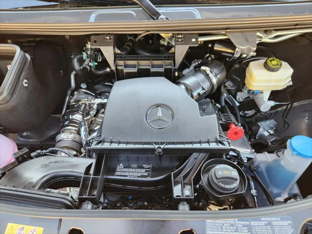 2025 Mercedes-Benz Sprinter 2500 Standard Roof 4-Cyl Diesel HO Select