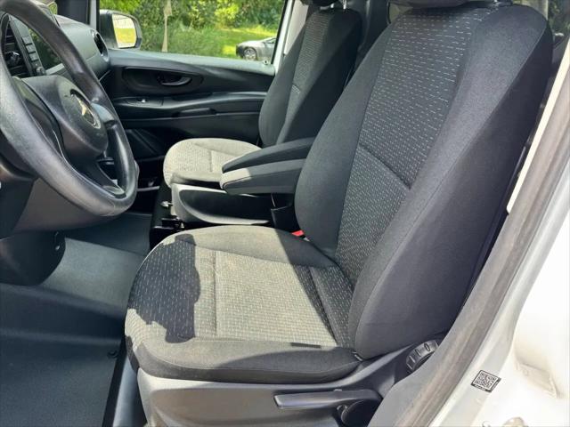 2021 Mercedes-Benz Metris Standard