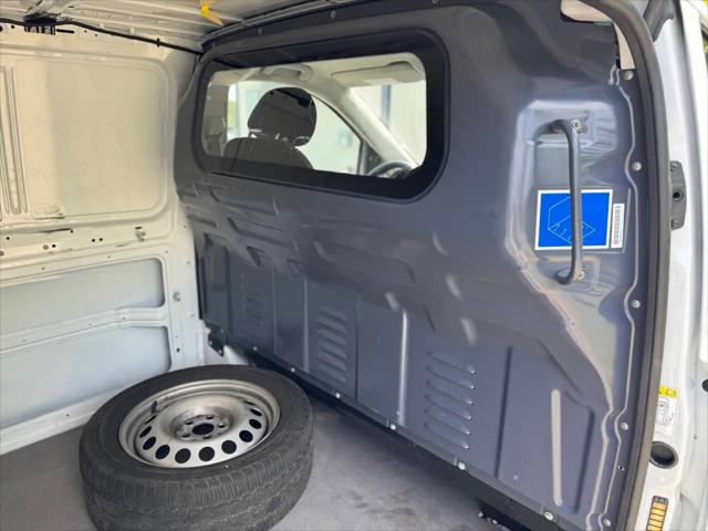 2021 Mercedes-Benz Metris Standard