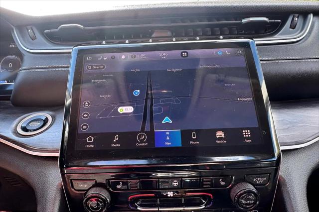 2023 Jeep Grand Cherokee L Limited 4x4