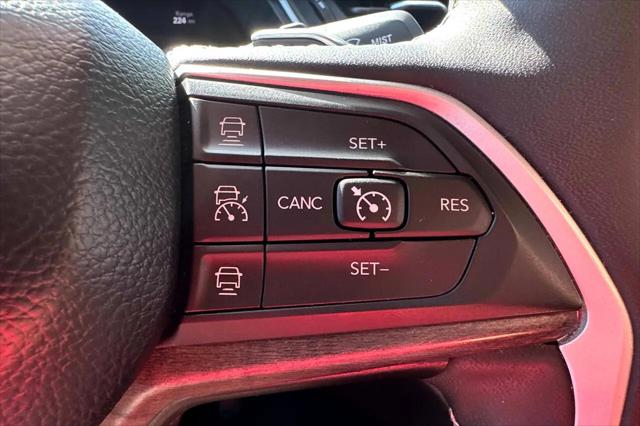 2023 Jeep Grand Cherokee L Limited 4x4