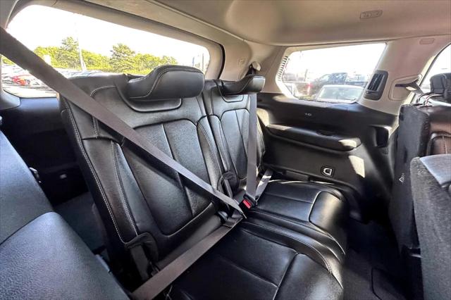2023 Jeep Grand Cherokee L Limited 4x4