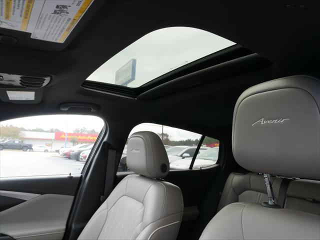 2024 Buick NV Avenir FWD