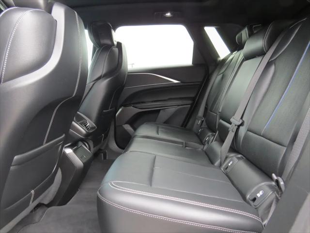 2025 Cadillac iQ Luxury 1 RWD
