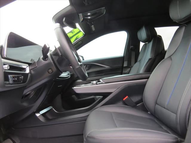 2025 Cadillac iQ Luxury 1 RWD