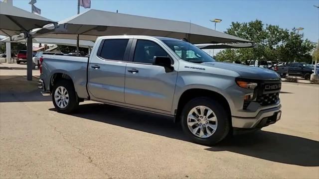 2026 Chevrolet Silverado 1500 4WD Crew Cab Short Bed Custom