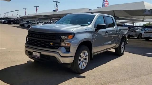 2026 Chevrolet Silverado 1500 4WD Crew Cab Short Bed Custom