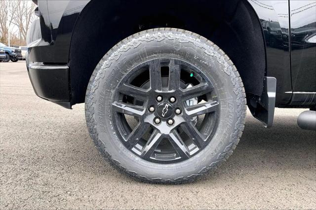 2026 Chevrolet Silverado 1500 4WD Crew Cab Short Bed Custom Trail Boss