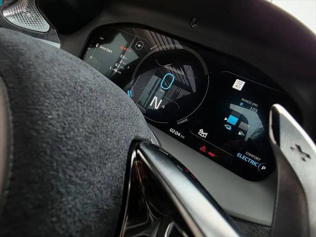 2025 McLaren Artura Performance