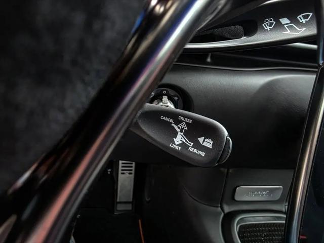 2025 McLaren Artura Performance