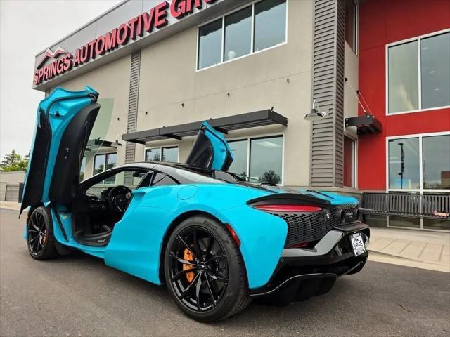 2025 McLaren Artura Performance